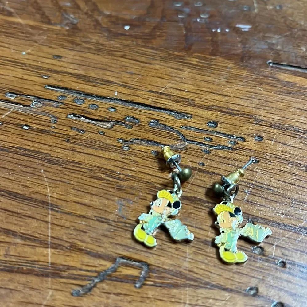 Mickey Mouse Disney earrings - Picture 4 of 6